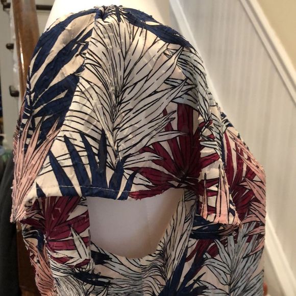 KARL LAGERFELD Paris Women’s MultiColor Flutter Sleeve Dress w. Ruffle Hem Sz 12 - Picture 4 of 13